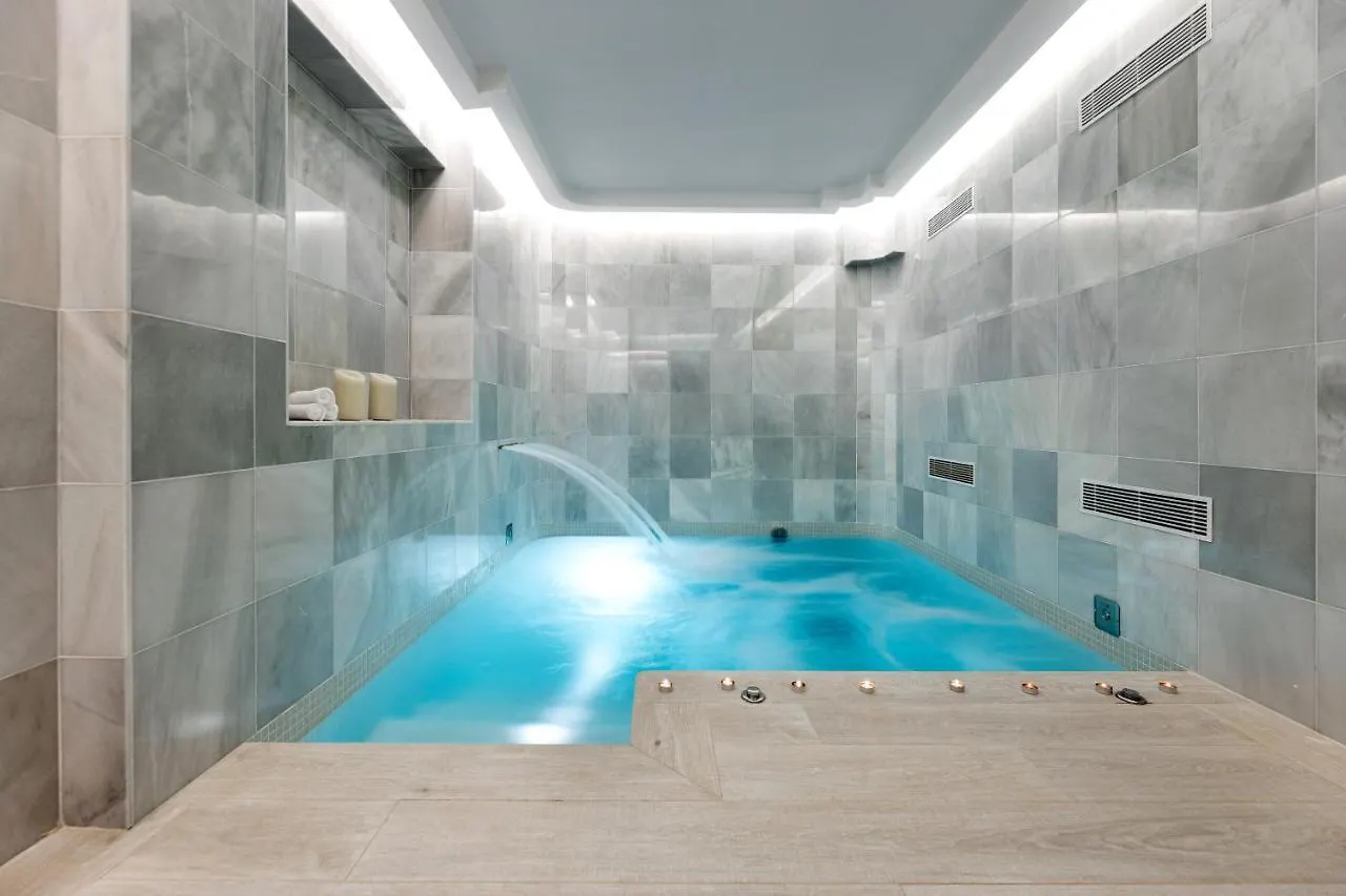 Seda Club Hotel - Small Luxury Hotels Granada